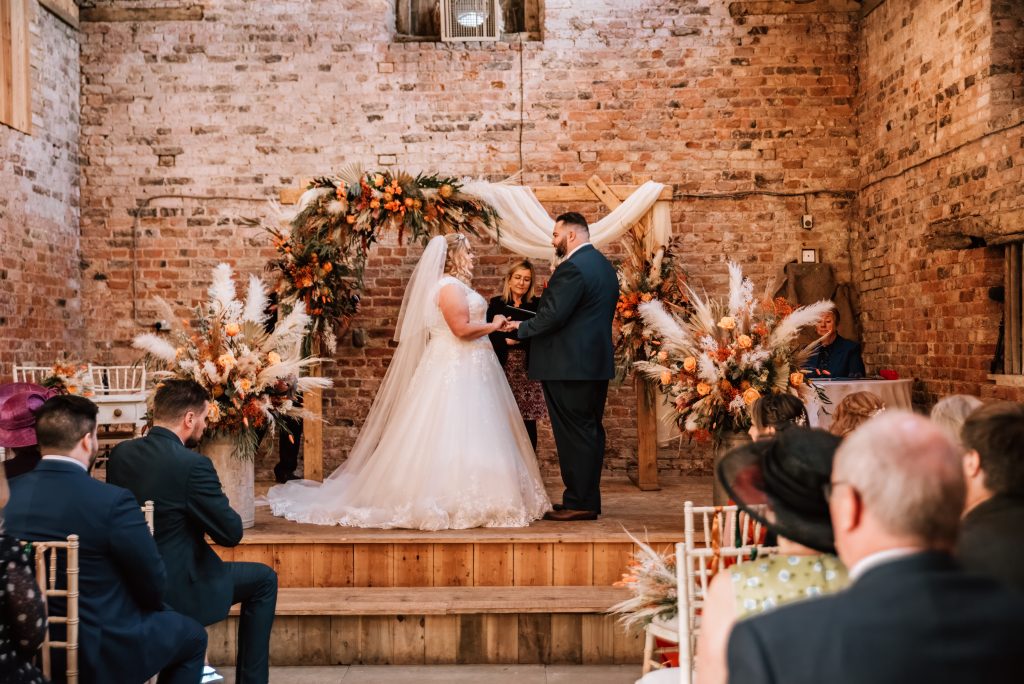 milton end barns wedding photographer