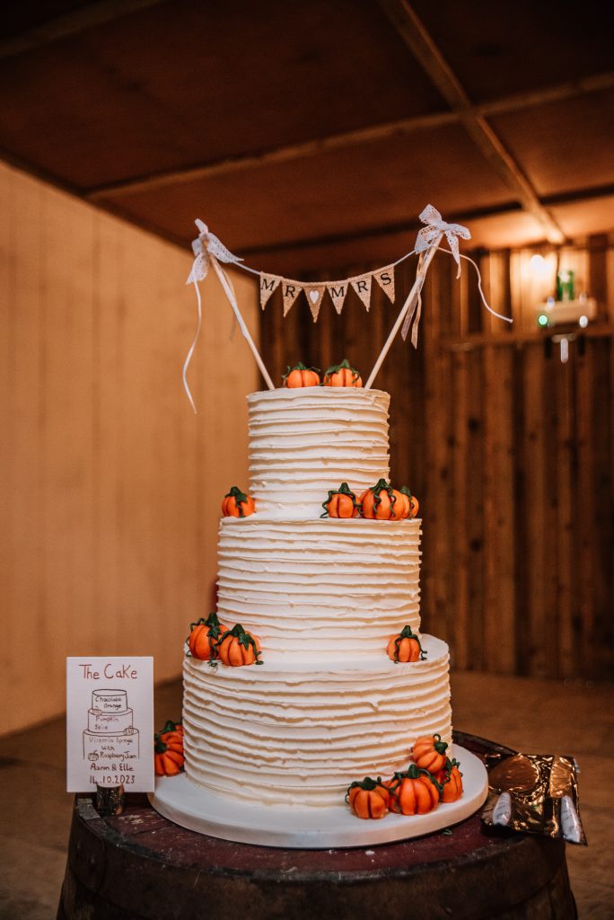 autumn wedding at milton end farm